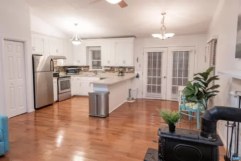 21 Rowell Rd, Palmyra, VA 22963 photo 12