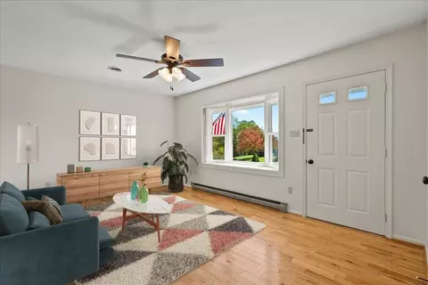 39 Valley View Ave, Mount Sidney, VA 24467 photo 3