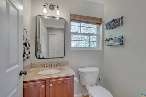 27 E Point Rd, Palmyra, VA 22963 photo 31