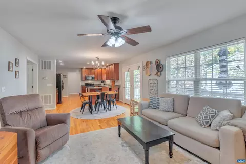 27 E Point Rd, Palmyra, VA 22963 photo 28