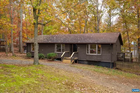 46 Nahor Dr, Palmyra, VA 22963 photo 1