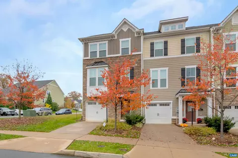 229 Pebble Beach Ct, Charlottesville, VA 22901