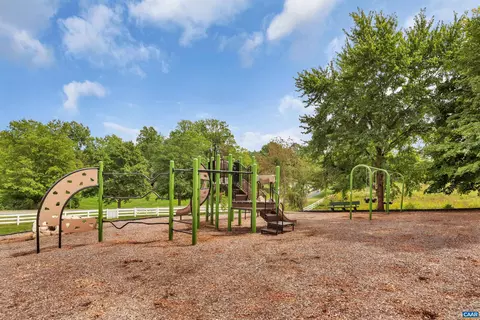 1212 Redfields Rd, Charlottesville, VA 22903 photo 9
