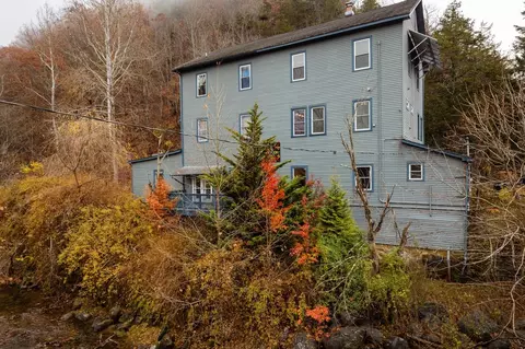 9145 Highland Tpke, VA 24458