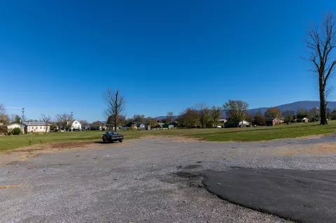 000 Park Rd, Stanley, VA 22851 photo 15
