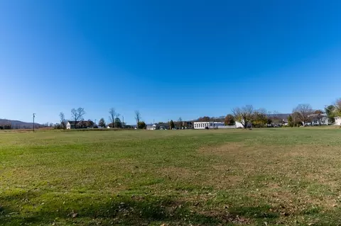 000 Park Rd, Stanley, VA 22851 photo 9