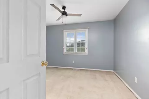 1052 Dutch Hollow Rd, Raphine, VA 24472 photo 15