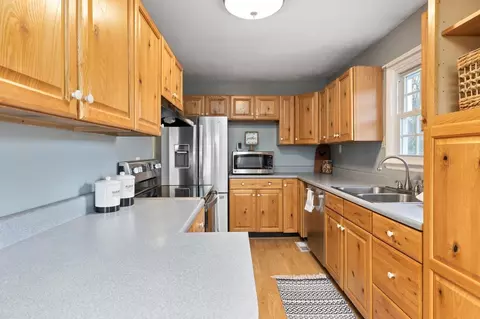 1052 Dutch Hollow Rd, Raphine, VA 24472 photo 2