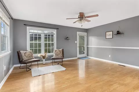 1052 Dutch Hollow Rd, Raphine, VA 24472 photo 7