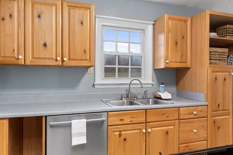 1052 Dutch Hollow Rd, Raphine, VA 24472 photo 4