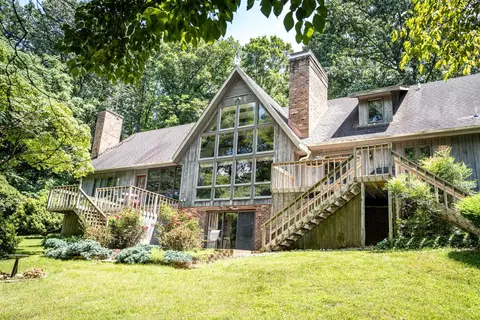 4117 Lee Hwy, Weyers Cave, VA 24486