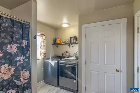 568 Fleeburg Loop, Shenandoah, VA 22849 photo 21