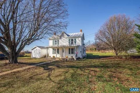 568 Fleeburg Loop, Shenandoah, VA 22849 photo 3