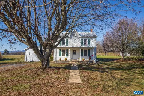 568 Fleeburg Loop, Shenandoah, VA 22849 photo 1