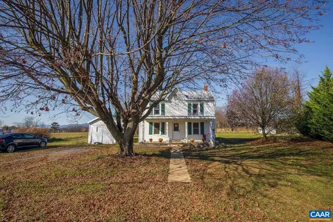 568 Fleeburg Loop, Shenandoah, VA 22849 photo 4