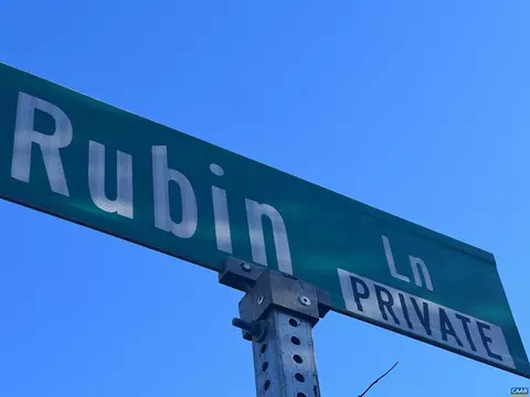 Rubin Ln, Charlottesville, VA 22911