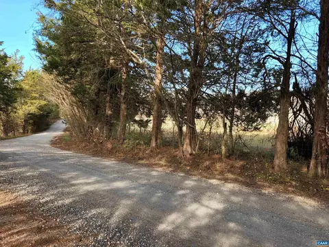 301 Finally Farm Rd, Dillwyn, VA 23936