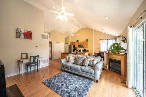 596 Elm St, Broadway, VA 22815 photo 13