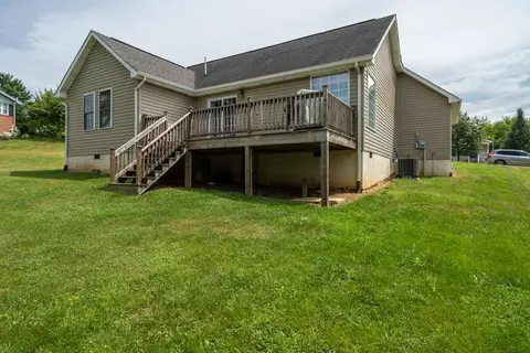 596 Elm St, Broadway, VA 22815 photo 34