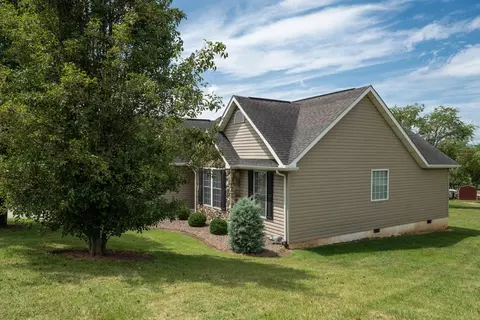 596 Elm St, Broadway, VA 22815 photo 29