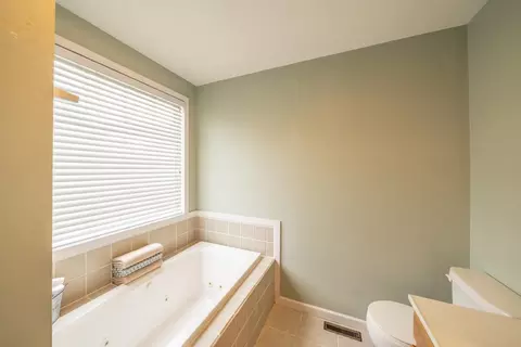 596 Elm St, Broadway, VA 22815 photo 19