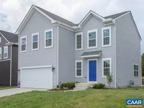 101 Vine St, Waynesboro, VA 22980
