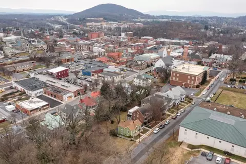 223 Fillmore St, Staunton, VA 24401 photo 70