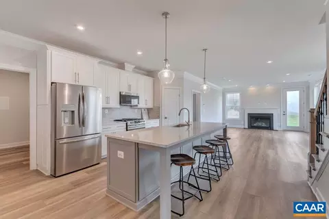 849 Arboleda Dr, Crozet, VA 22932