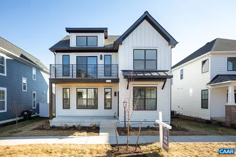 6615 Charnwood St, Crozet, VA 22932