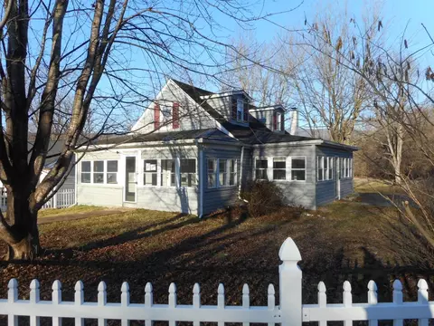 334 Long Ave, Shenandoah, VA 22849