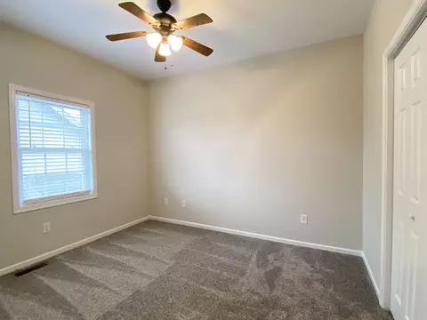 33 Stone Dr, Stuarts Draft, VA 24477 photo 14