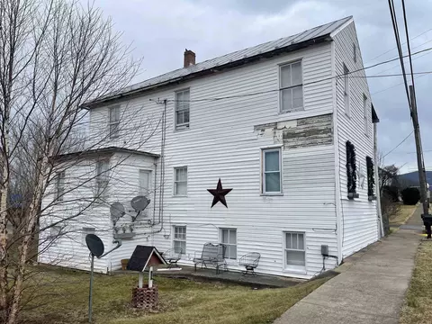 361 E Main St E, Stanley, VA 22851 photo 11