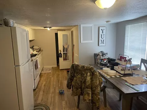 361 E Main St E, Stanley, VA 22851 photo 6