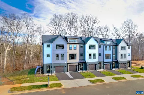 1826 Fowler Cir, Charlottesville, VA 22901