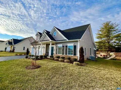 160 Crape Myrtle Dr, Palmyra, VA 22963 photo 1