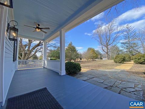 260 N Main St, Amherst, VA 24521 photo 5