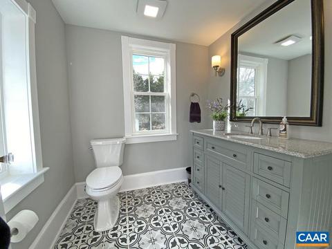 260 N Main St, Amherst, VA 24521 photo 15