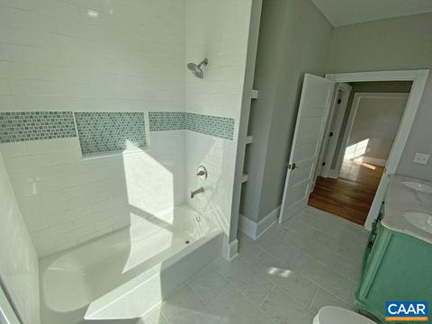 260 N Main St, Amherst, VA 24521 photo 30