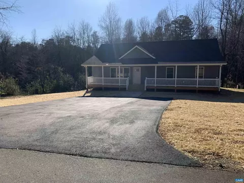 85 Phlox Rd, Ruckersville, VA 22968