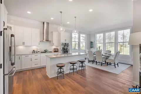 2768 Lockerbie Ln, Keswick, VA 22947