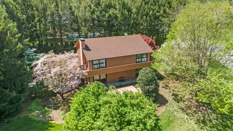 1080 Glenwood Blvd, Waynesboro, VA 22980