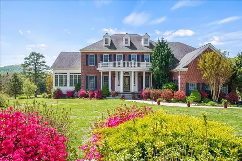 7105 Markwood Rd, Earlysville, VA 22936