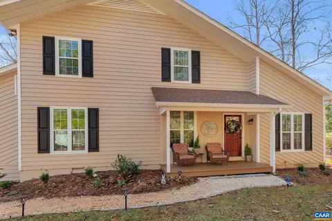 3 Maplevale Dr, Palmyra, VA 22963 photo 2