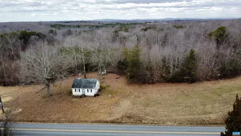 1979 Chalklevel Rd, Louisa, VA 23093 photo 1