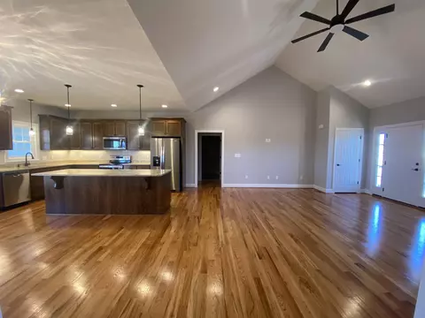 177 Stone Dr, Stuarts Draft, VA 24477 photo 7