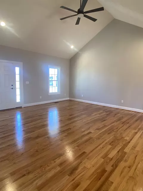 177 Stone Dr, Stuarts Draft, VA 24477 photo 6