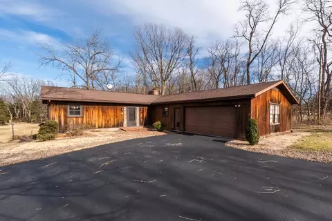 355 Gray Fox Rd, Mount Sidney, VA 24467 photo 1