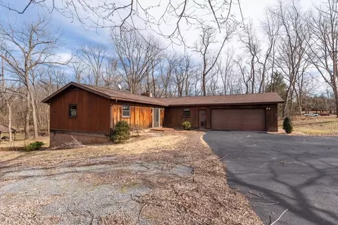 355 Gray Fox Rd, Mount Sidney, VA 24467 photo 2