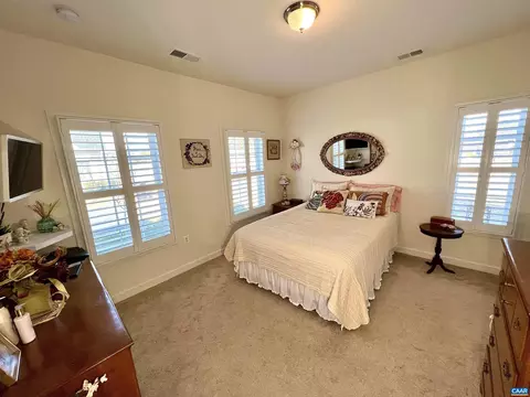15 Crape Myrtle Dr, Palmyra, VA 22963 photo 4