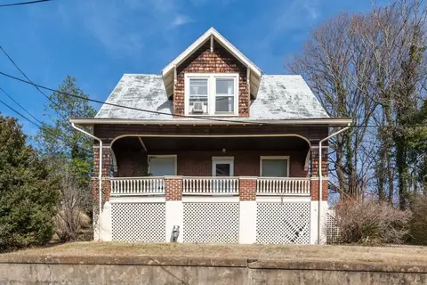 245 Sycamore St, Staunton, VA 24401